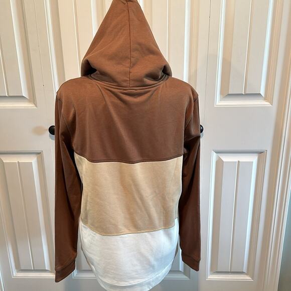 Wanna B Small Neutral Color-block Pullover Hoodie - Picture 8 of 10